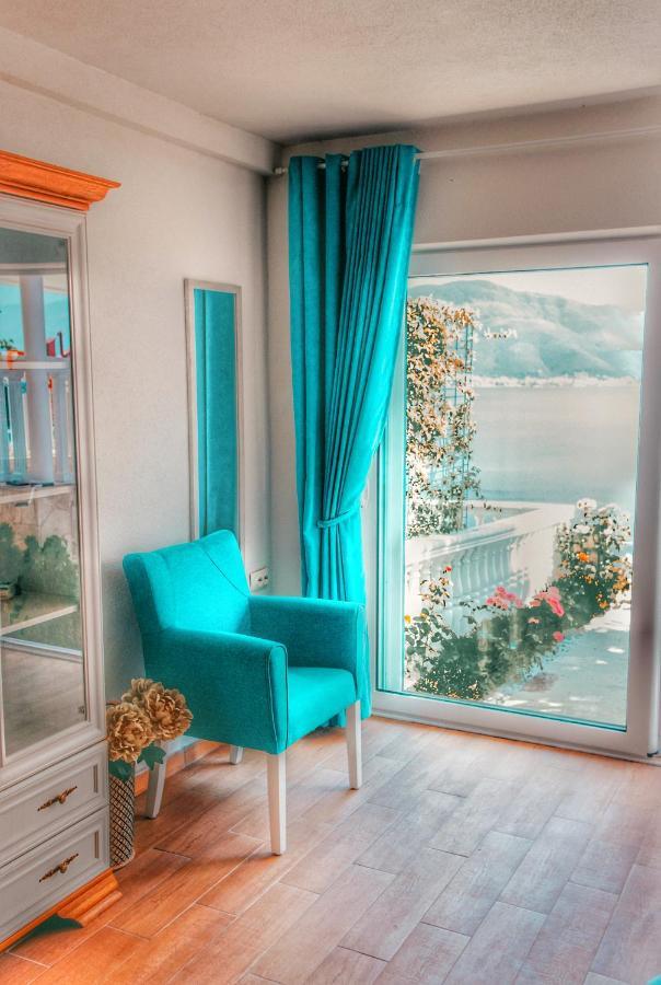 Boka Apartments Tivat Bagian luar foto