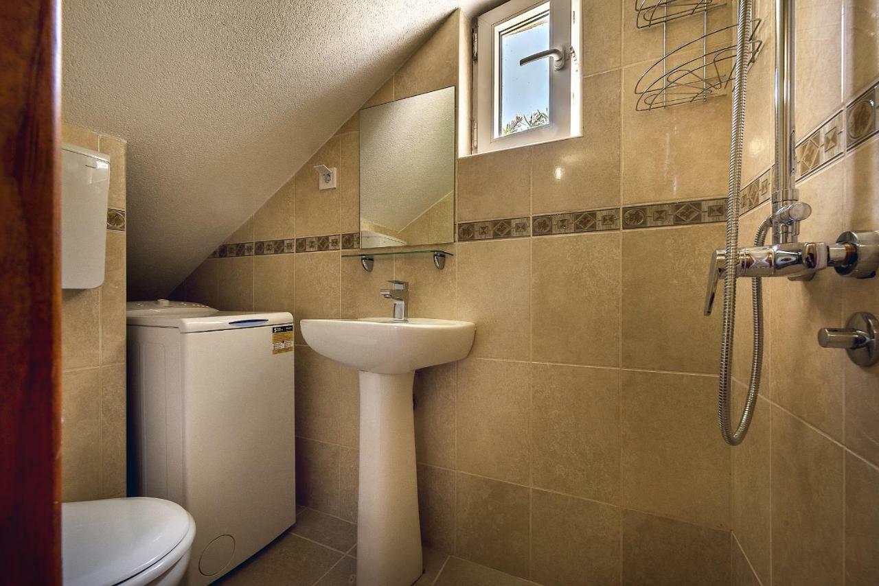 Boka Apartments Tivat Bagian luar foto