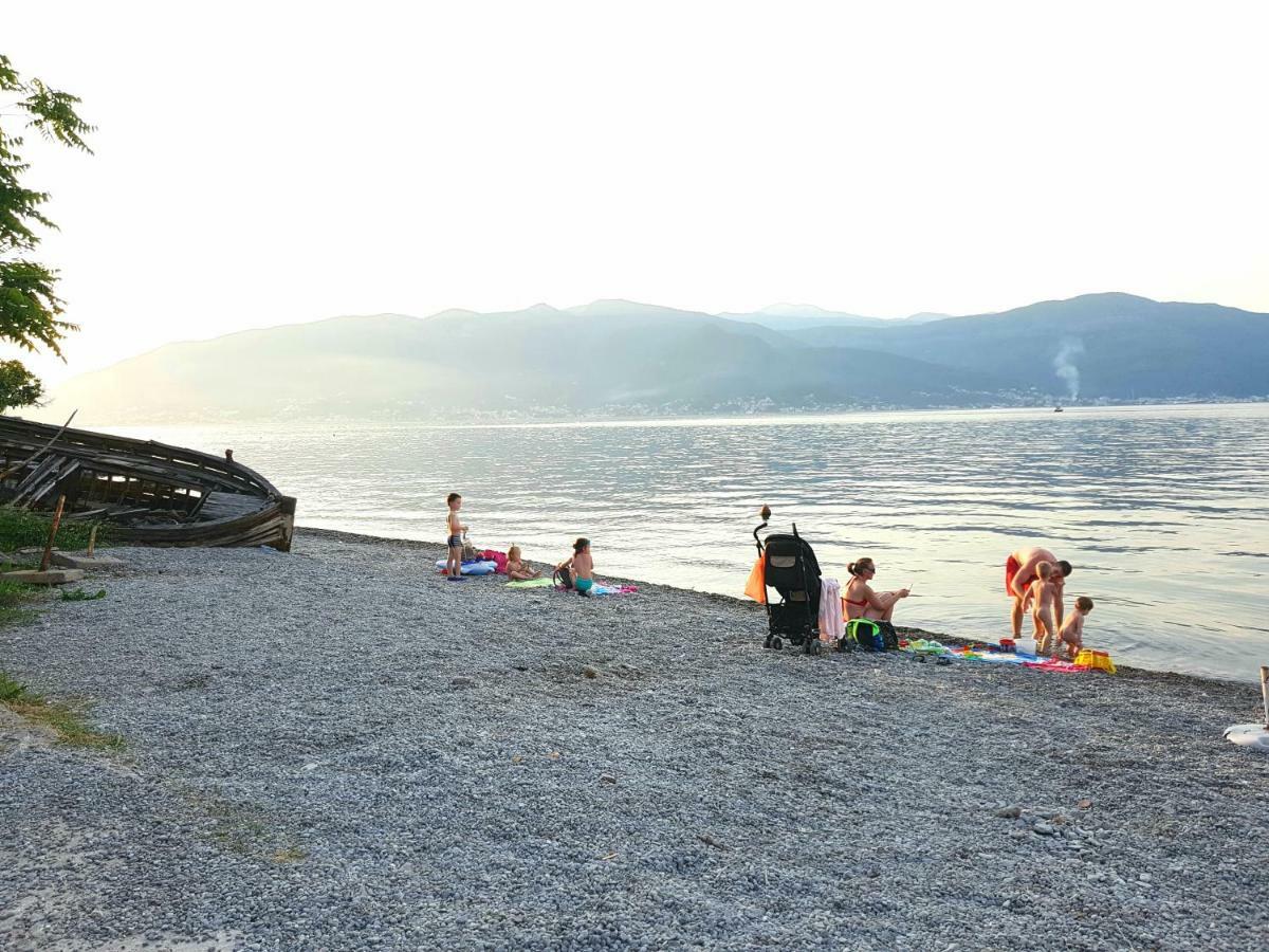 Boka Apartments Tivat Bagian luar foto